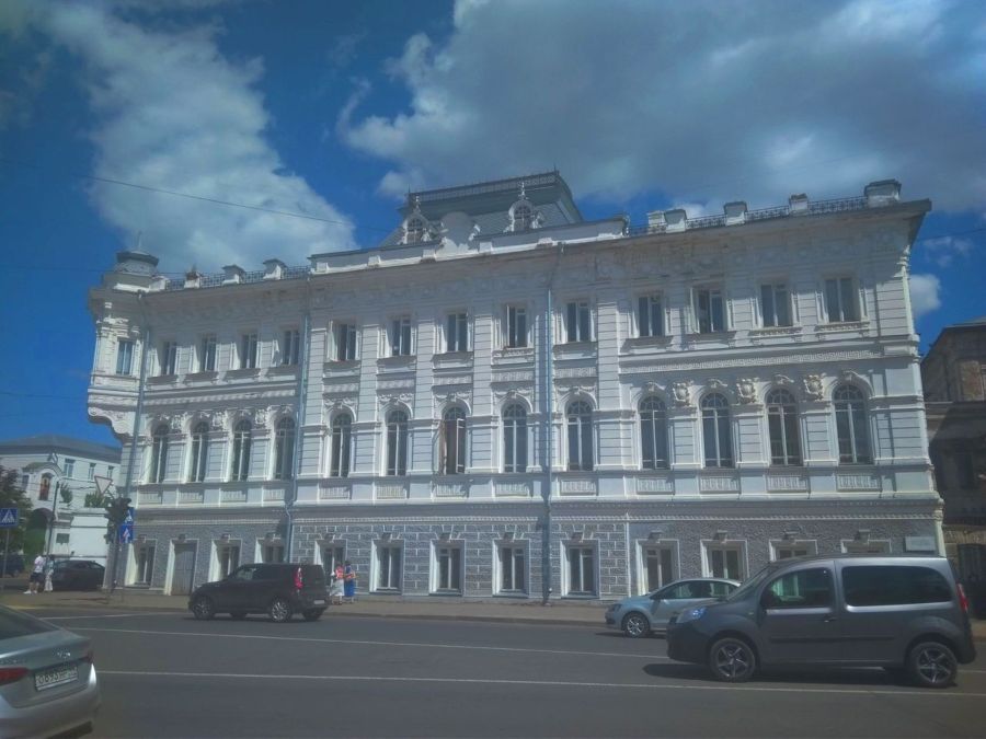 Москва  поможет музыкальному колледжу в Костроме продуктами