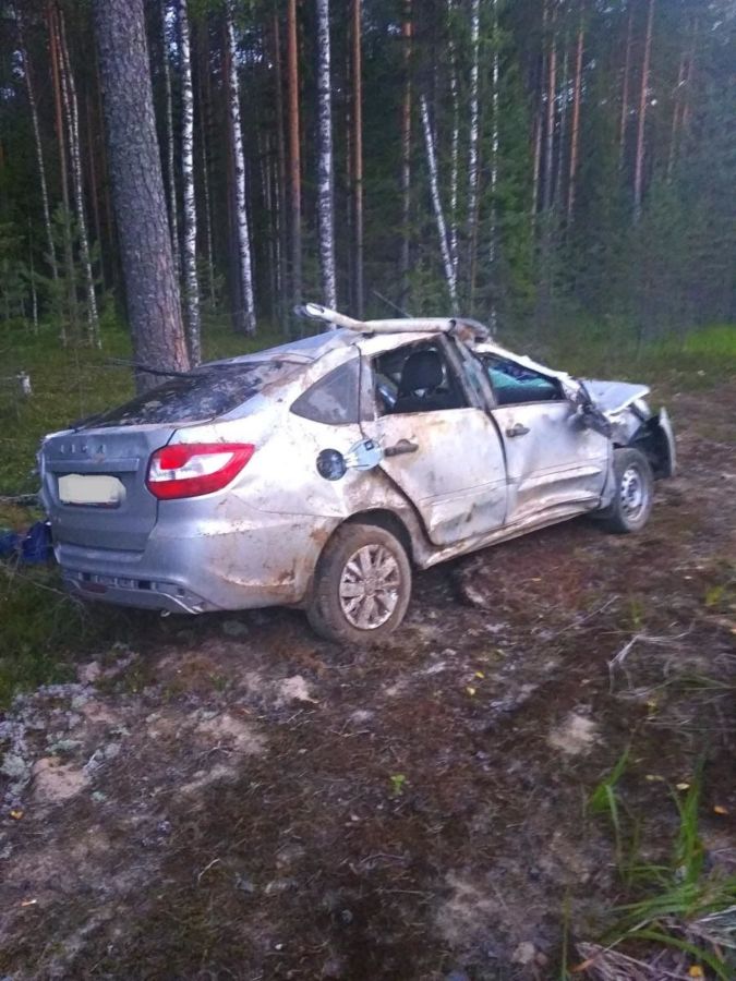 Два водителя Lada Granta погибли в авариях в Костромской области