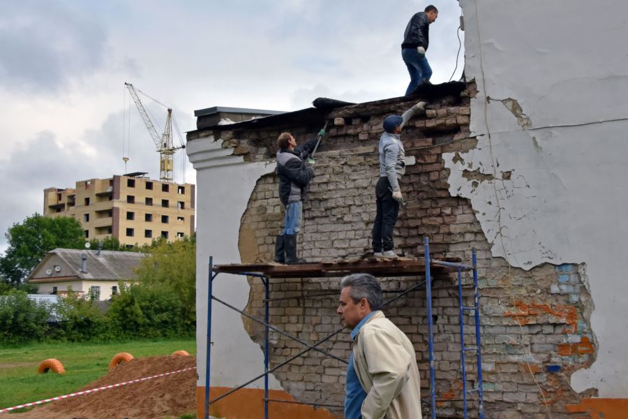 Глава администрации Костромы приказал закончить ремонт детсадов и школ в срок