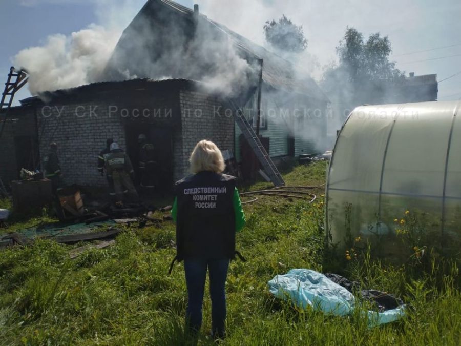 7-летний мальчик погиб во время пожара в Костромской области