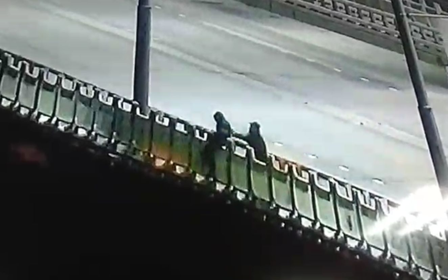 Костромича поймали за руку во время прыжка с моста через Волгу