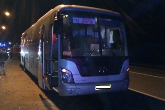 Рейсовый автобус Москва-Кострома протаранила фура