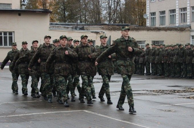 Десятки костромских кадетов жалуются на ужасные боли в животе