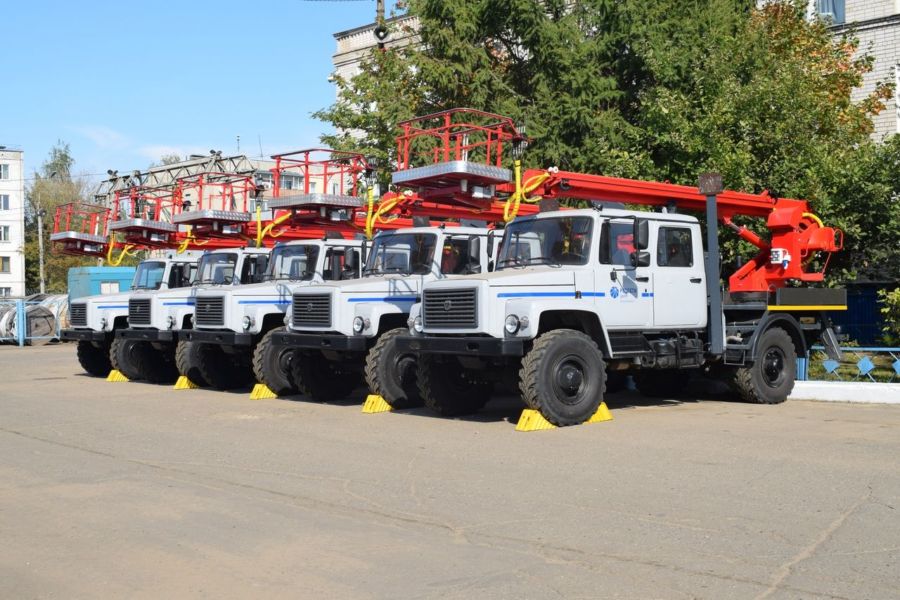 Автопарк Костромаэнерго пополнился новой спецтехникой