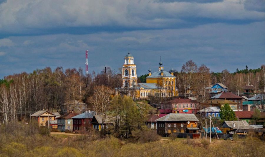 Огромные деньги на восстановление памятников получат города в Костромской области: какие?