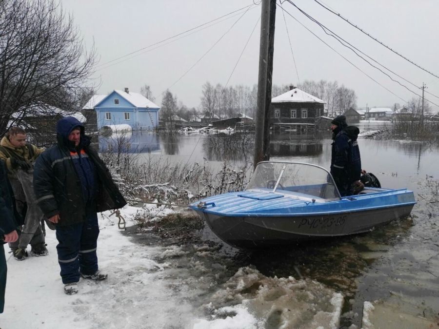 Костромаэнерго принимает меры по устранению последствий паводка в Солигаличском районе