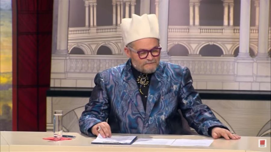 Ведущий «Модного приговора» предложил костромской Снегурочке жить с ним