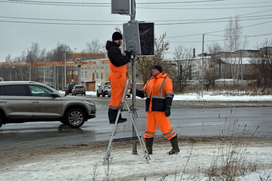 Полдюжины новых светофоров зажгут в Костроме до нового года