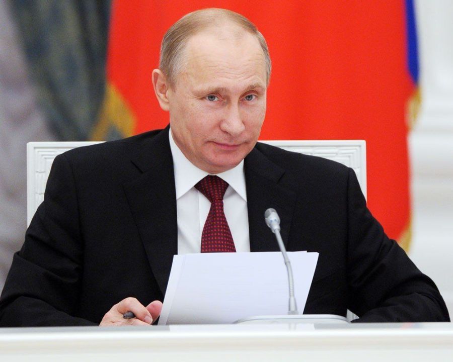 Владимир Путин решил выдать костромичкам 460 тысяч за рождение первого ребенка
