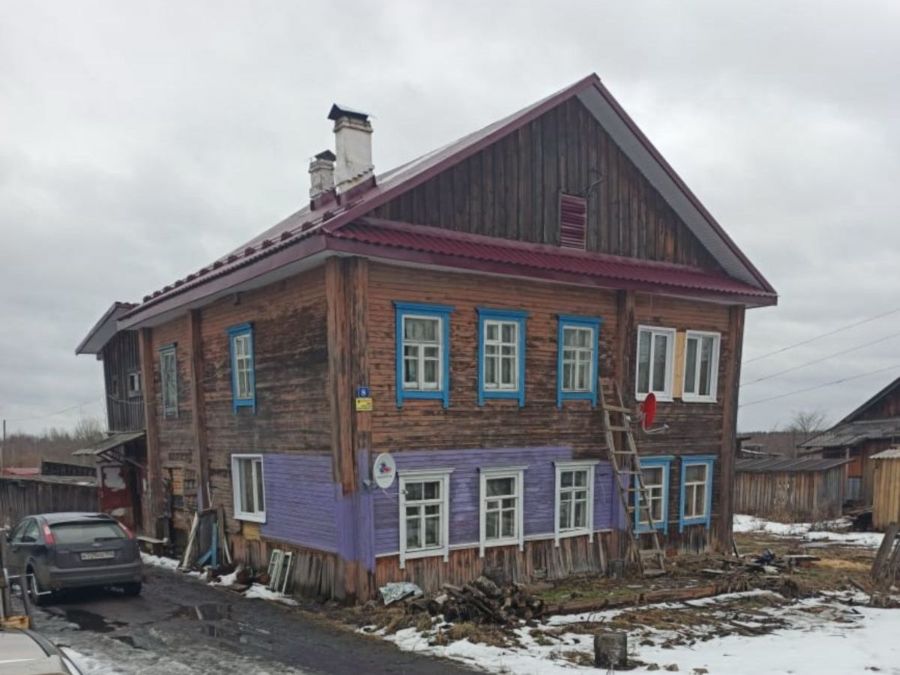 Появились фотографии из дома, где держали похищенную костромскую школьницу