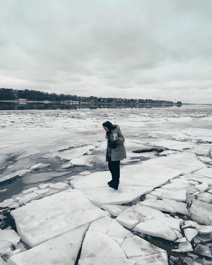 Костромички продолжают рисковать жизнью ради эффектных фотографий на льду