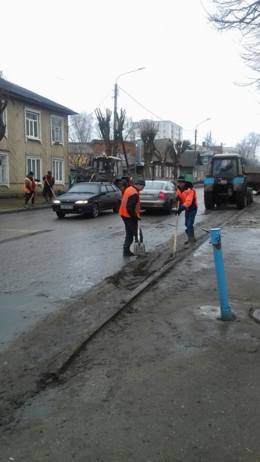 Дороги в Костроме подверглись санитарной уборке