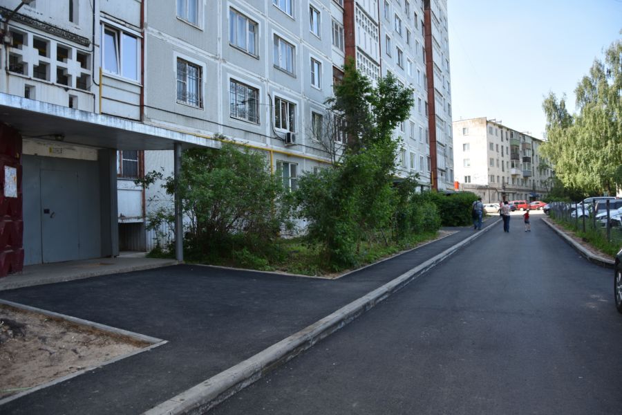 Жителей полсотни дворов в Костроме осчастливят ремонтом за миллионы рублей