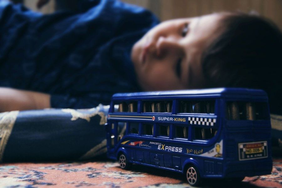 Новый способ оплаты в костромских автобусах избавит детей от слез