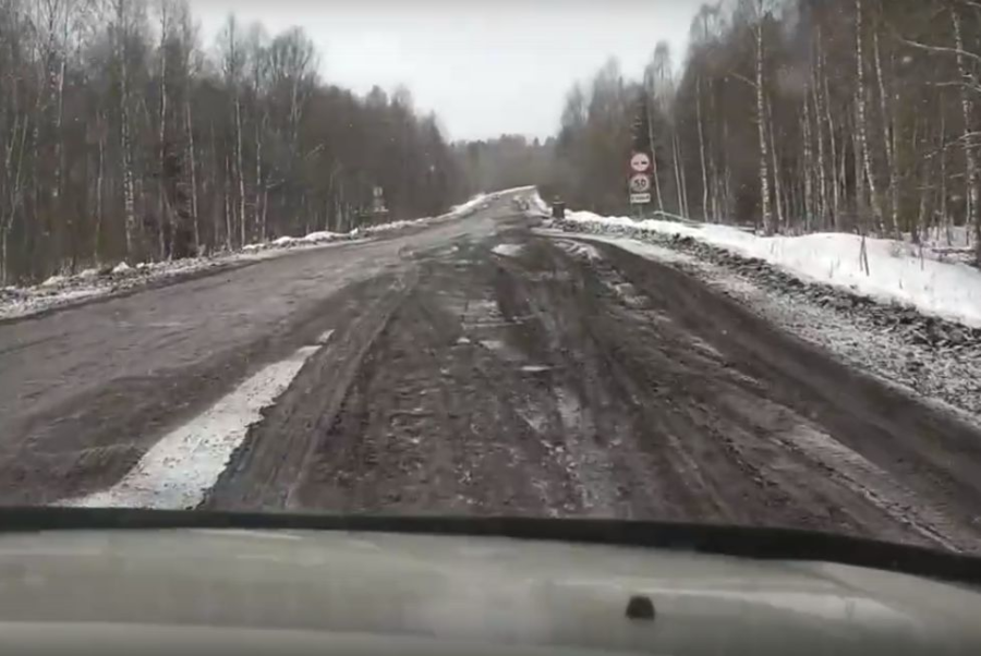 Водители не нашли дорог после зимы в Костромской области