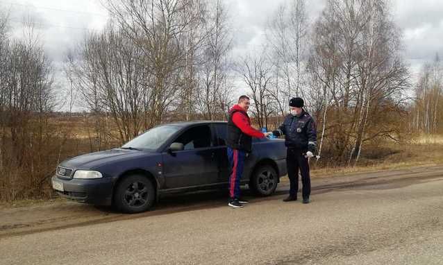 Полиция: около 500 человек ежедневно приезжают в Кострому