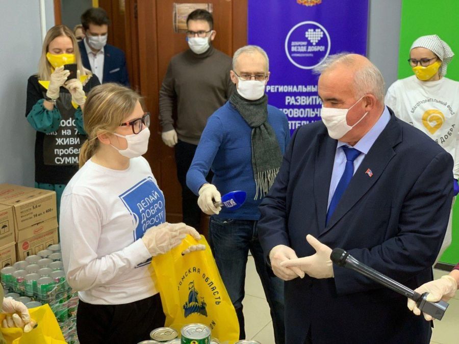 Костромской губернатор подписал распоряжение об обязательном ношении масок в транспорте и магазинах