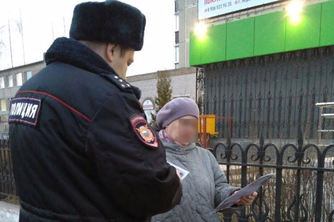Костромичи пожалели полицейских без масок