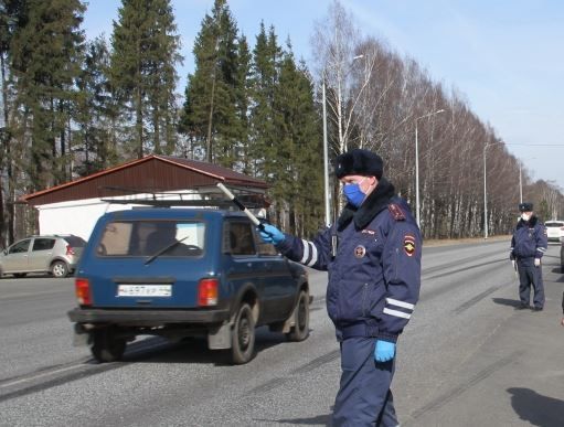 Почти 300 машин развернули на границе Костромской области за неделю