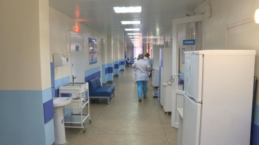 Живущим на работе костромским врачам поднимут зарплату почти до 130 тысяч