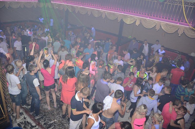 Ночные клубы и гостиницы в Костроме предложили освободить от налога на имущество