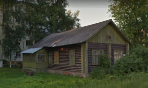 Костромичи за 12 часов построили дом, который простоял 100 лет