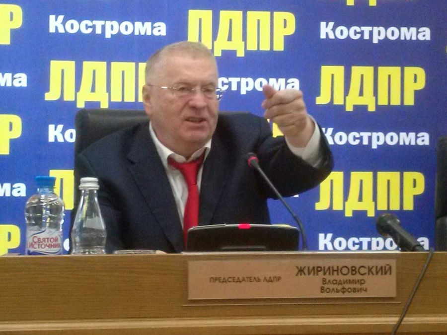Партия Жириновского и костромские чиновники не могут поделить заслуги перед народом