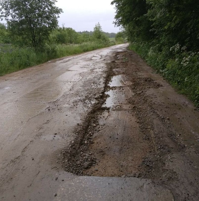Дороги в Костромском районе продолжают воровать из-под носа жителей