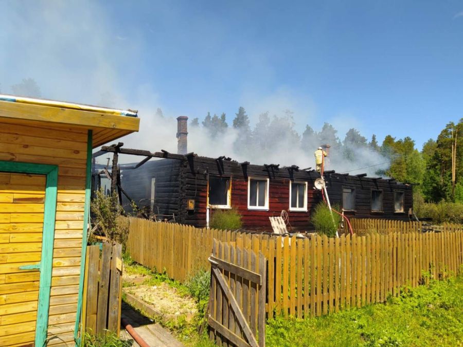 Двое детей погибли на пожаре в Костромской области