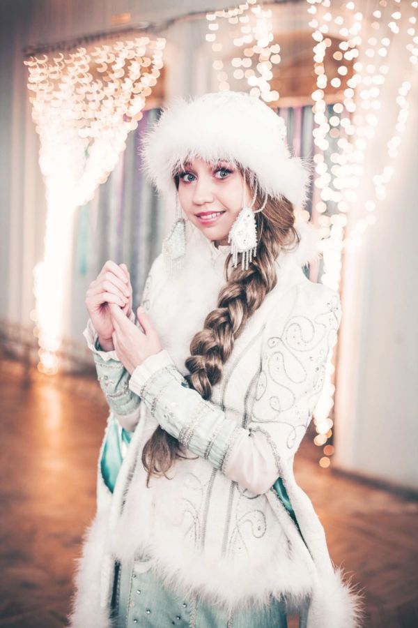 Костромская Снегурочка отказалась ехать на день рождения Деда Мороза
