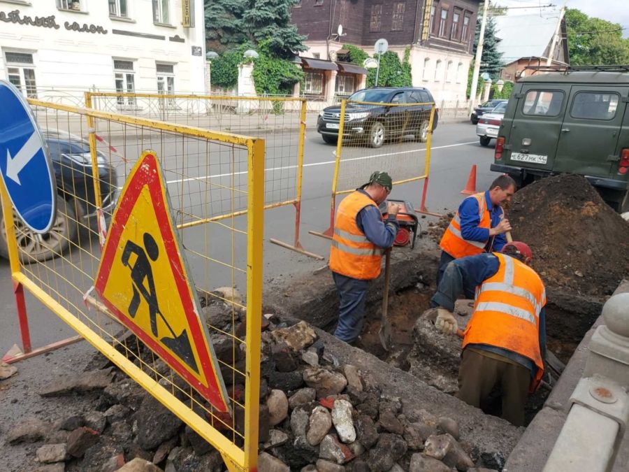 Половина главной улицы Костромы останется без воды на день