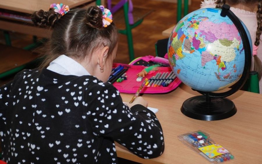 Собрать ребенка в школу в Костроме стало дороже