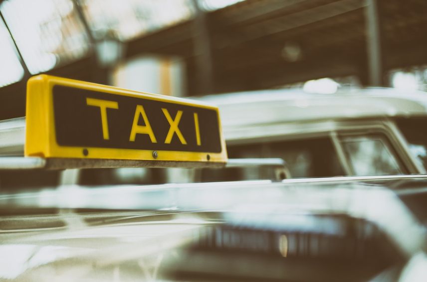 Костромским таксистам могут запретить работать без детских кресел