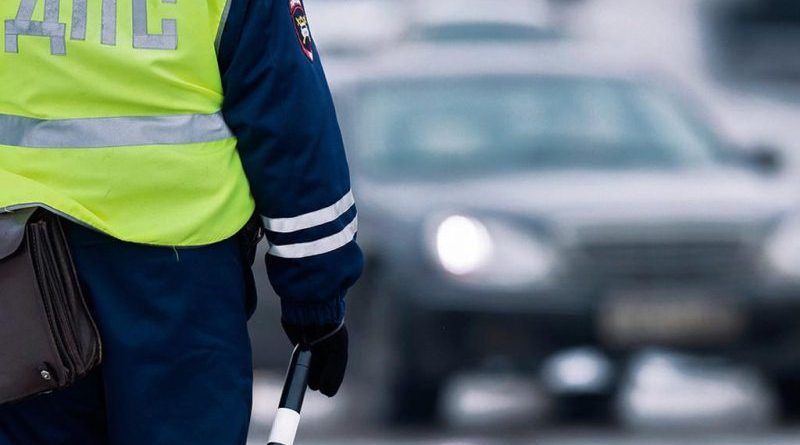 Костромской полицейский оштрафовал женщину за правильный переход улицы