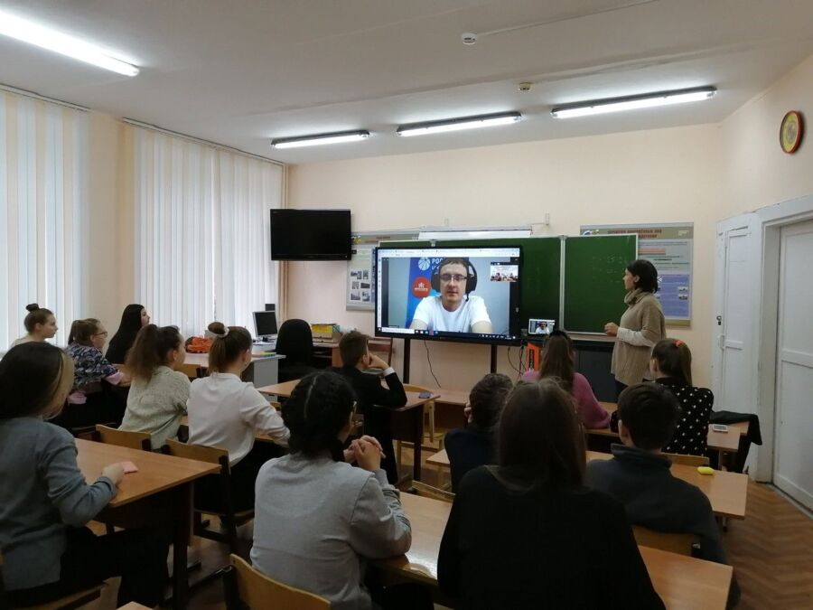 Костромские энергетики познакомили школьников и студентов со способами экономии энергоресурсов