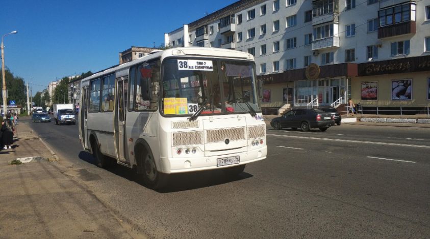 После благодарности народа костромским чиновникам за автобус №38 его тут же убрали