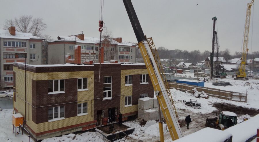 Дома для детей-сирот в Костроме обещают достроить за 2 недели