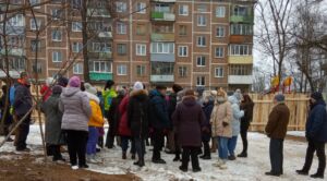«Доводов не строить 9-этажку жители не предоставили»: чиновники высказались о вырубке рощи в Костроме