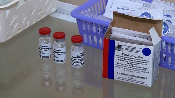 Костромичи массово вакцинируются от коронавируса до Нового года