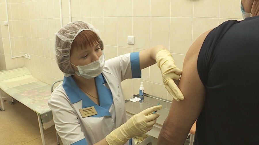 Больше 700 доз вакцины от коронавируса поступило в Костромскую область