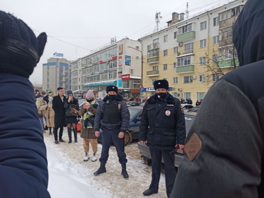 Полиция оценила число митингующих костромичей в три сотни
