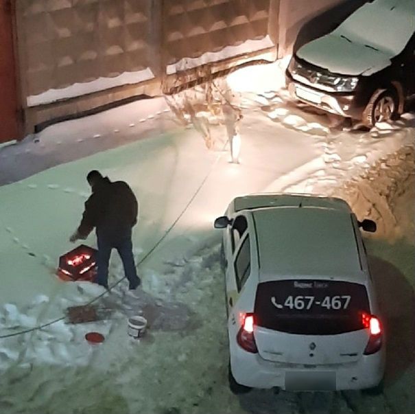 Костромской таксист в новогоднюю ночь пожарил шашлык во время поездок