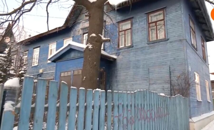 Десятки многоквартирных домов с печным отоплением обнаружились в Костроме