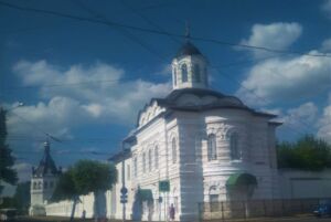 Костромские депутаты возмутились закрытым дверям женского монастыря
