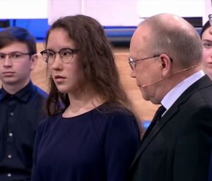 Школьники из Костромы поборолись за звание самых умных на Первом канале