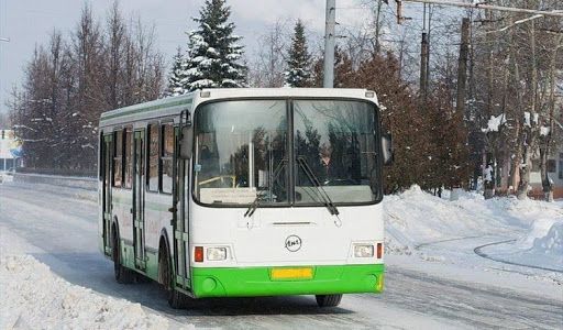 Костромские автобусы сокращают рейсы, потому что люди стали меньше ездить