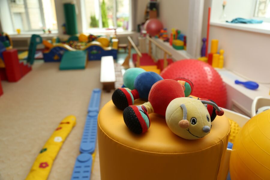 Костромские чиновники рассказали, кому можно прийти на утренники в детские сады