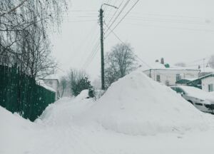 Сильный снегопад из Москвы надвигается на Кострому