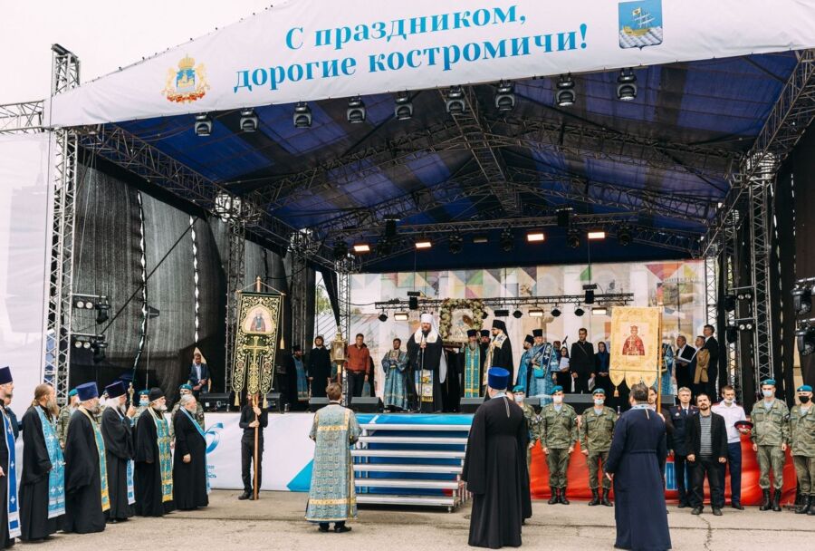 Литургия пройдет на Сусанинской площади в Костроме после Дня города
