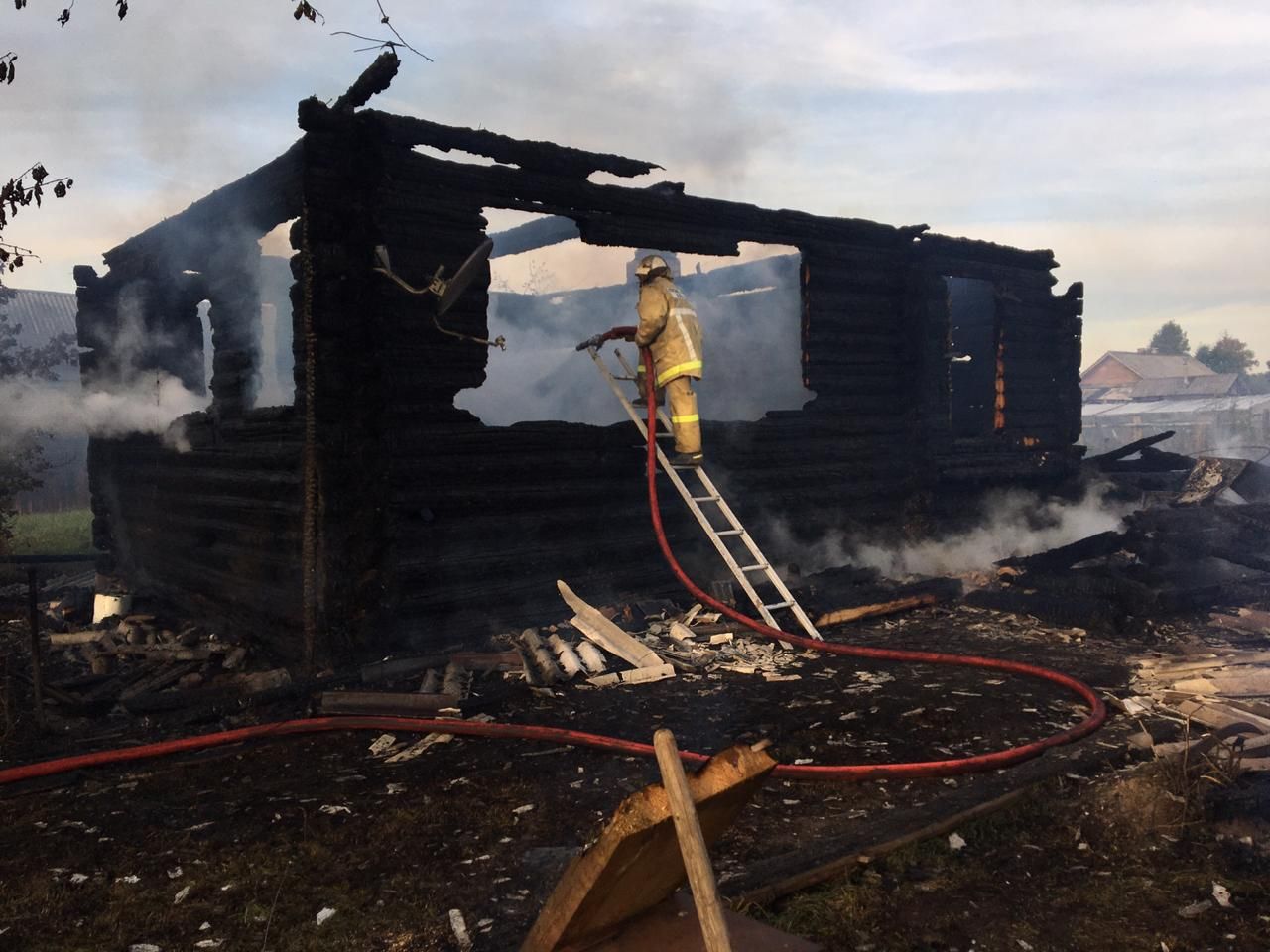 Страшный пожар под Костромой: стали известны причины трагедии